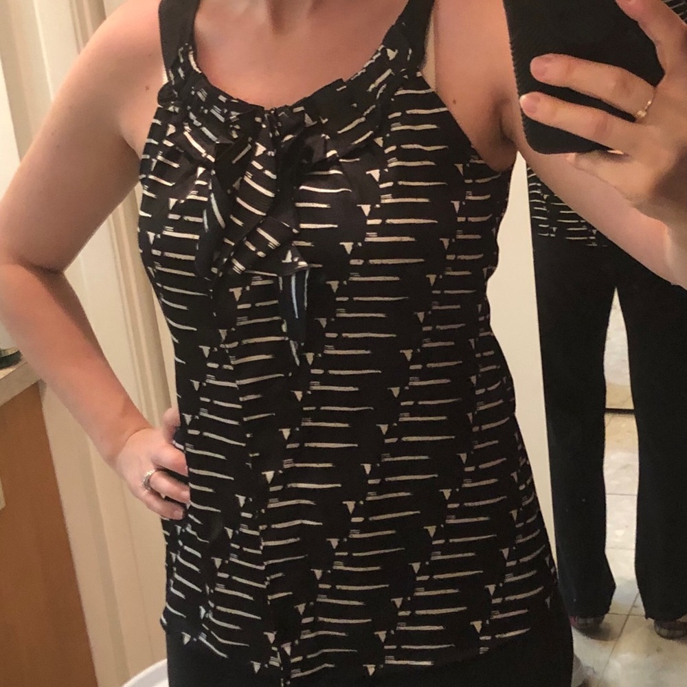 LIMITED BRAND TANK BLOUSE- ruffle front - size S